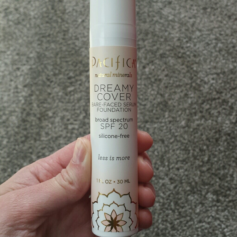 Pacifica Dreamy Cover Foundation